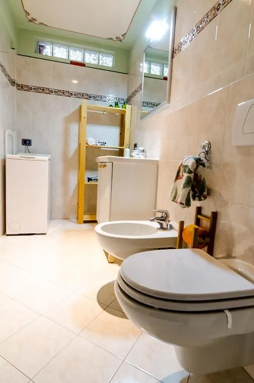Il Soppalco Apartment Luino Italy